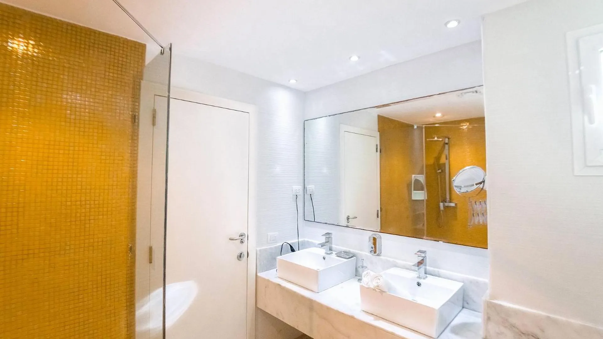 Luxury Villa Iberosta Del Mar - 4Bdr, Private Beach, Pool & Jacuzzi Punta Cana